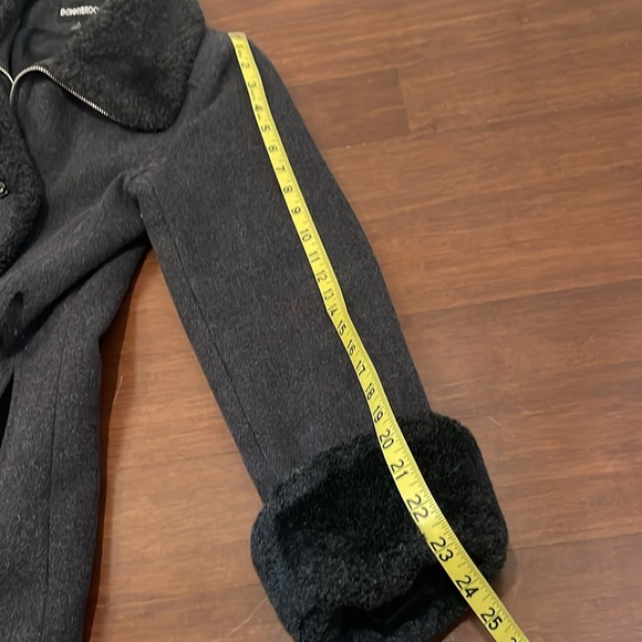 ❌SOLD❌Donnybrook Gray Wool Coat - Picture 6 of 8